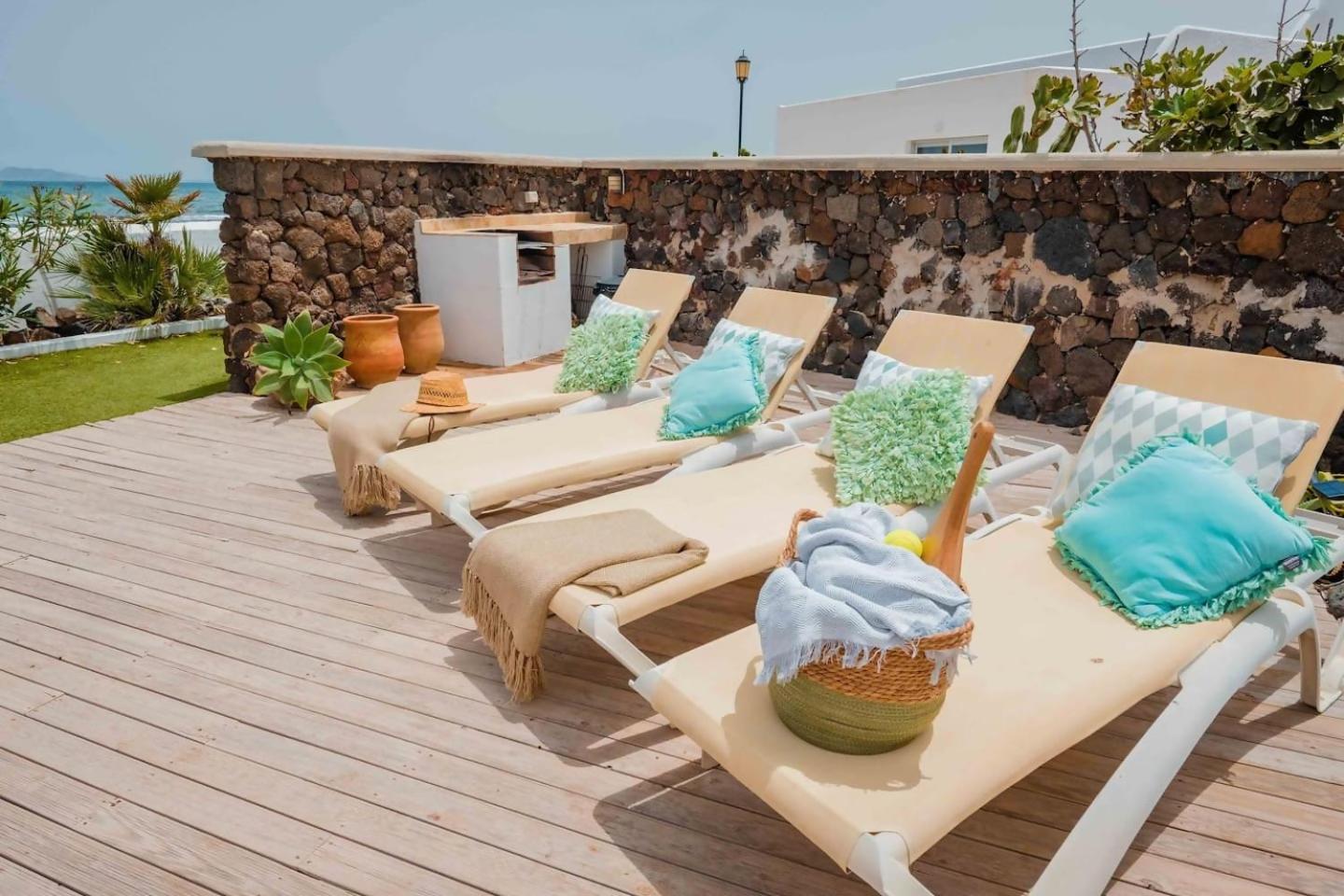 Villa Maluhia Frente Al Mar Y Jacuzzi Corralejo Eksteriør bilde